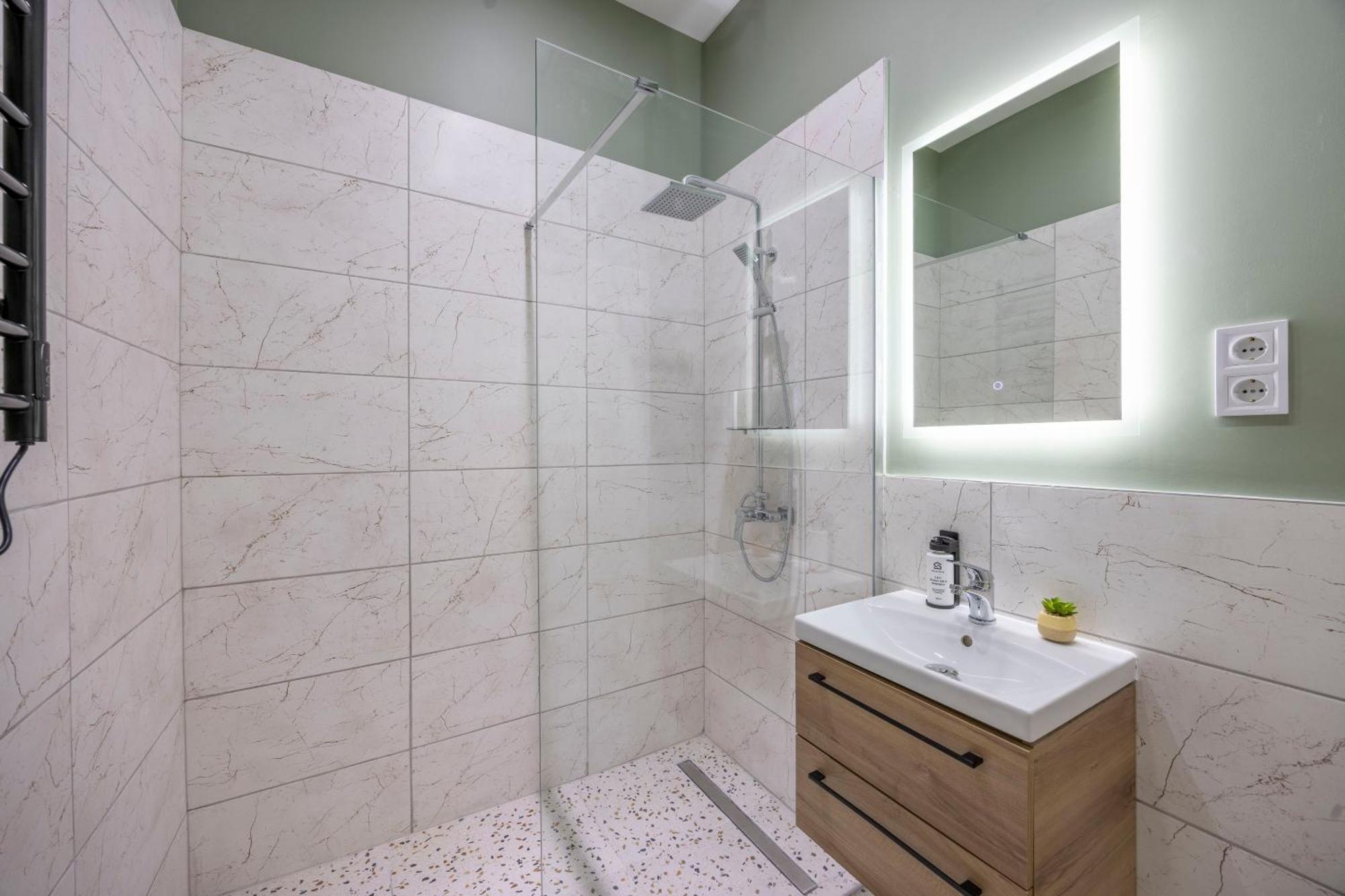 Apartamento Located Grand With 4 Bedrooms Budapest